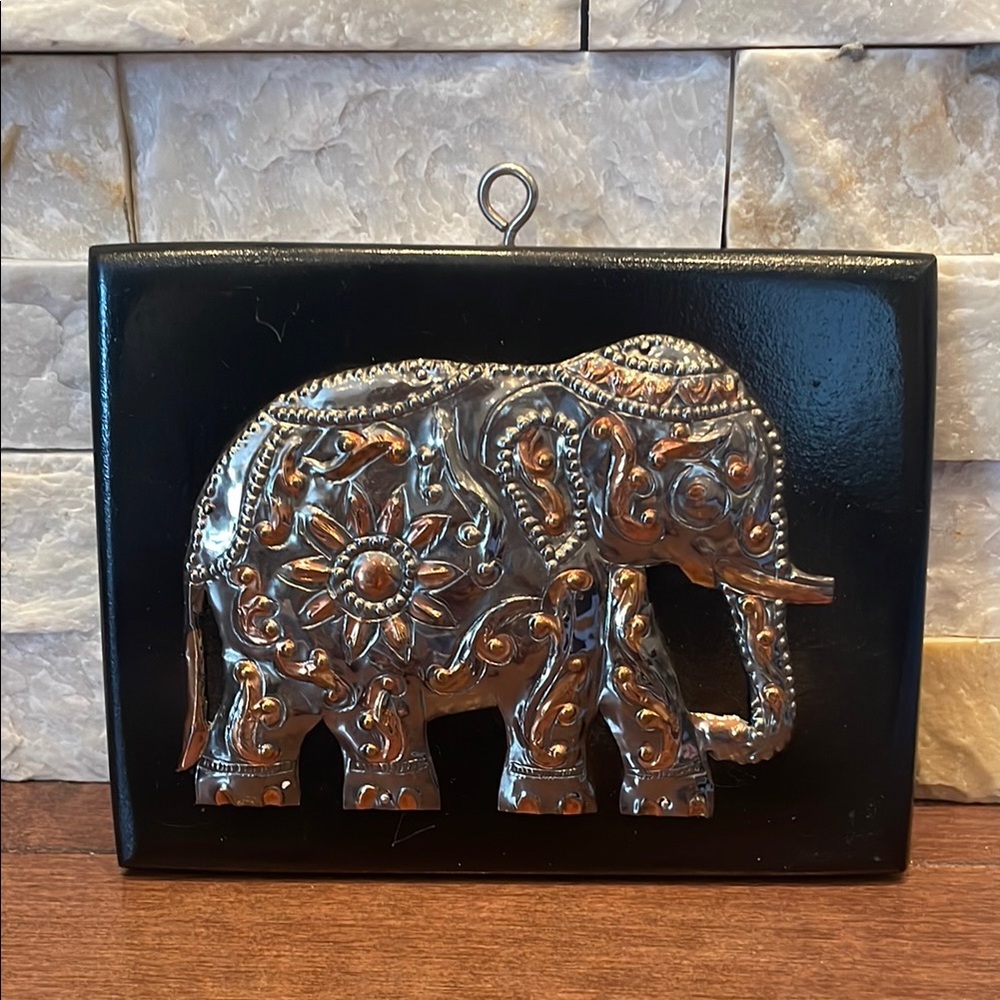 Silver and Black Elephant Wall Decor